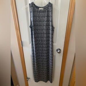 Ginger G Silver Pleated Sheath Maxi Dress BNWOT